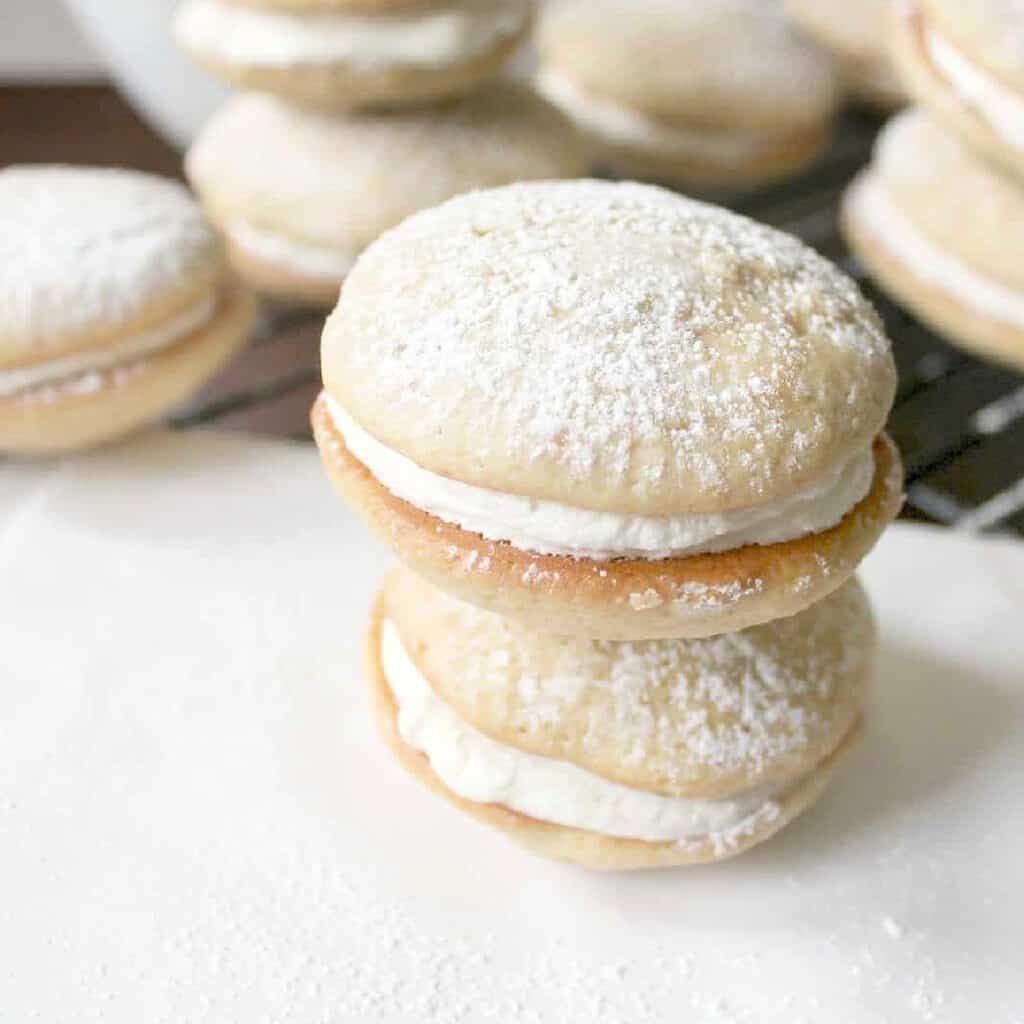 Banana Whoopie Pies - The Kitchen Prep Blog