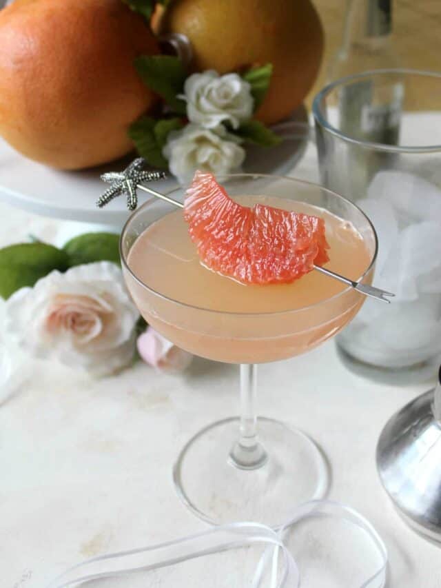 This Grapefruit Ginger Cocktail makes a refreshing elixir with a mildly spicy zing. Fresh squeezed grapefruit juice lends citrusy sweetness to the drink, while ginger beer gives the unassuming beverage effervescence and a touch of heat. Mix it up to sip on for a special celebration or a weekend treat!